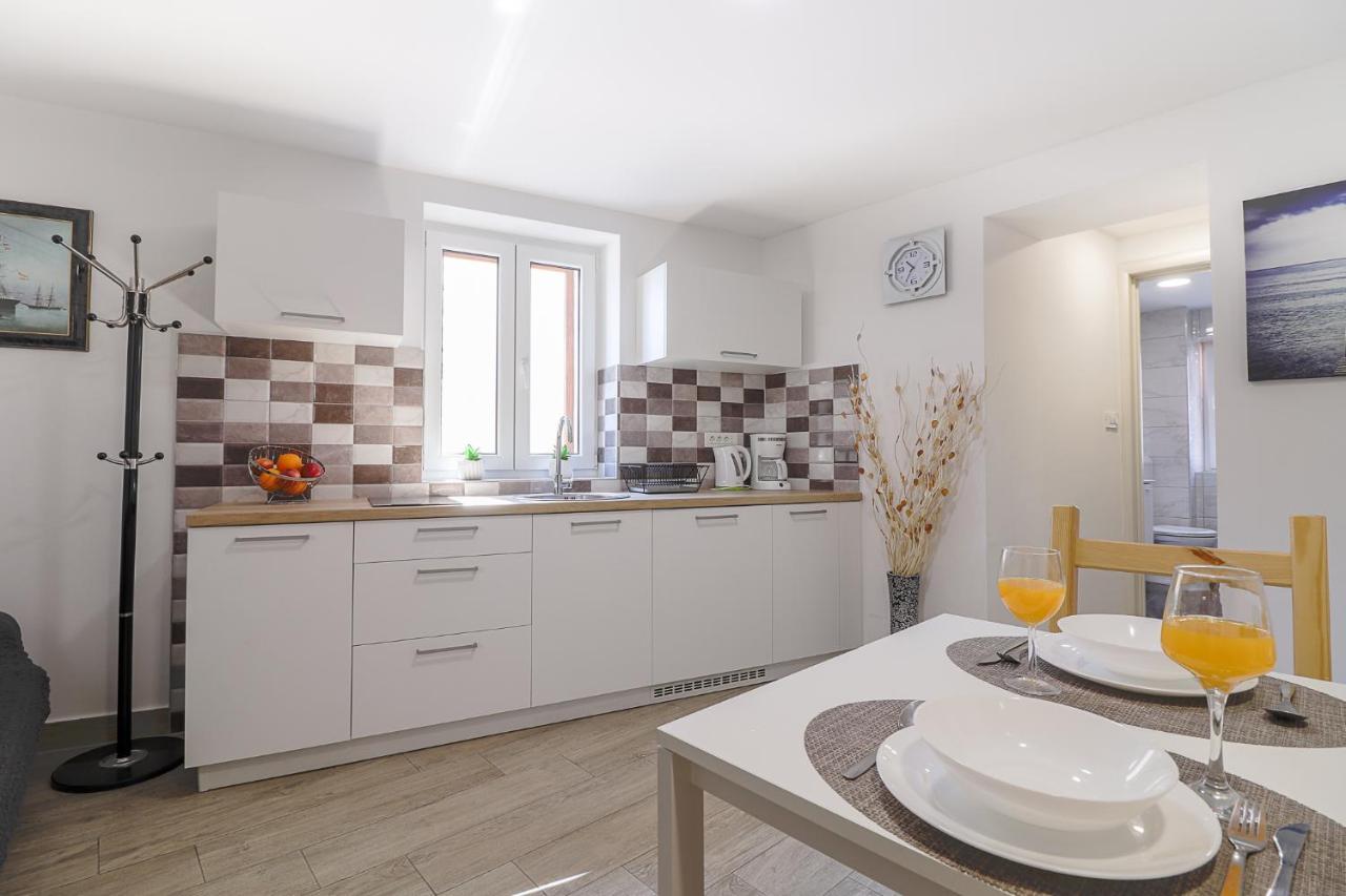 Apartman Juraj I Matej Vrsar Exterior photo
